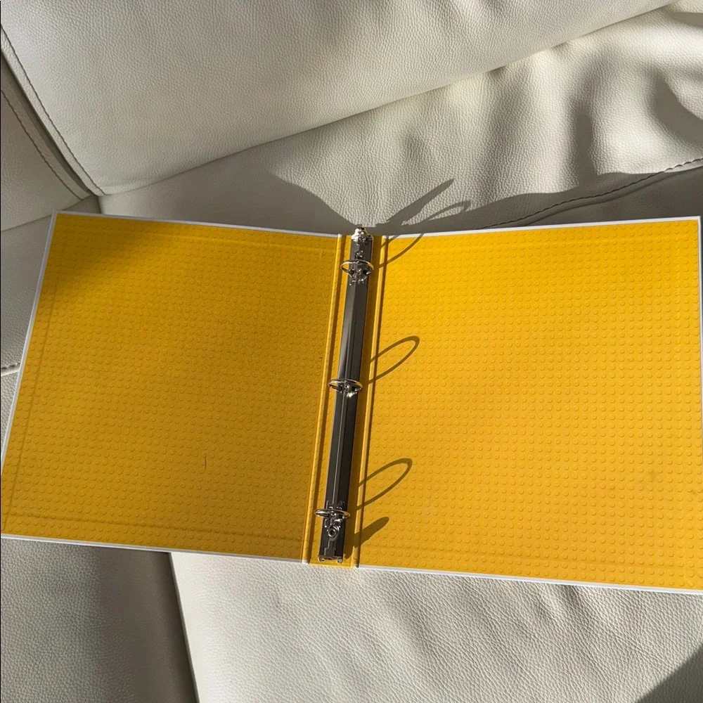 LEGO Character Three Ding Binder‎
